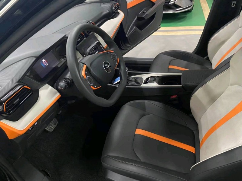 成都22年东风奕炫9