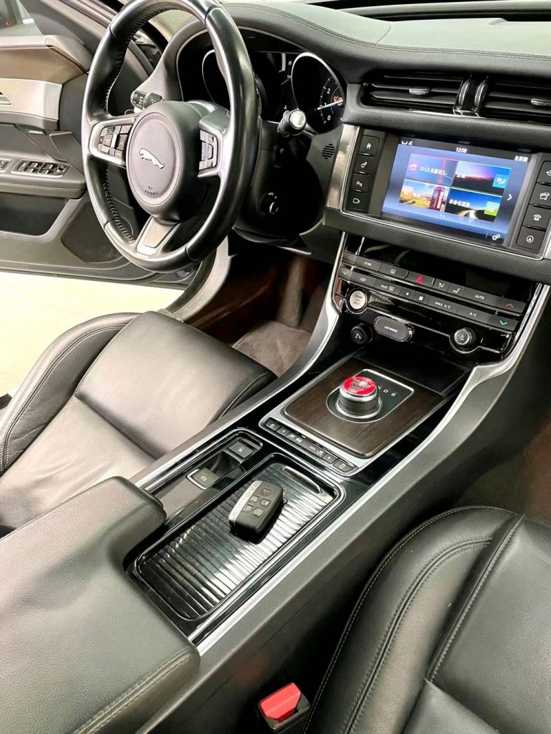 济宁18年捷豹XFL5