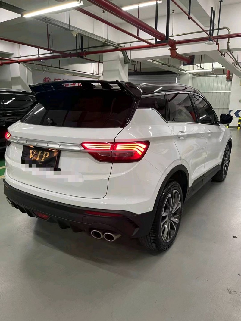 成都19年吉利缤越3