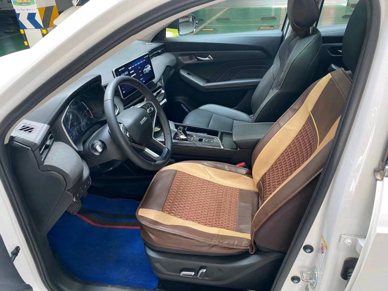 成都22年哈弗赤兔5