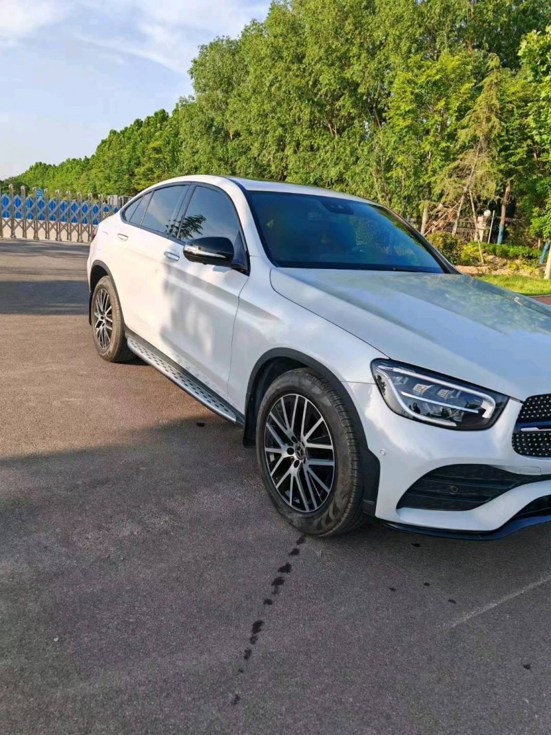 枣庄19年奔驰GLC7