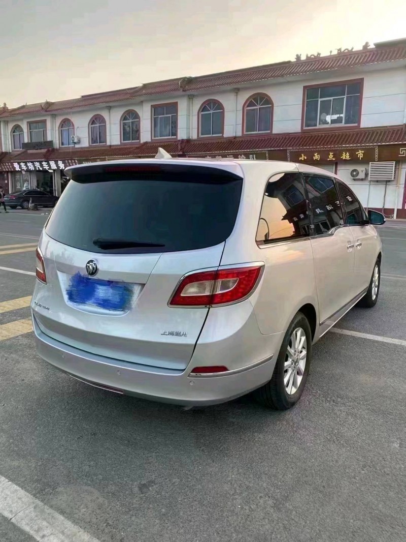 枣庄11年别克GL86