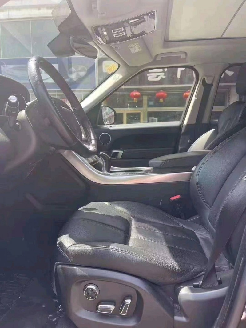 淄博17年路虎揽胜8