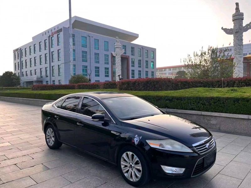 枣庄10年福特蒙迪欧-致胜2