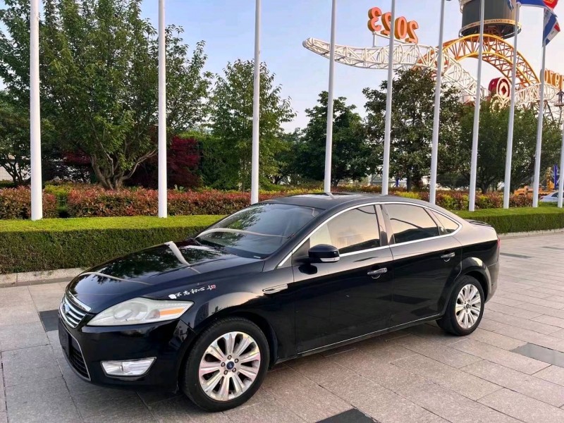 枣庄10年福特蒙迪欧-致胜3