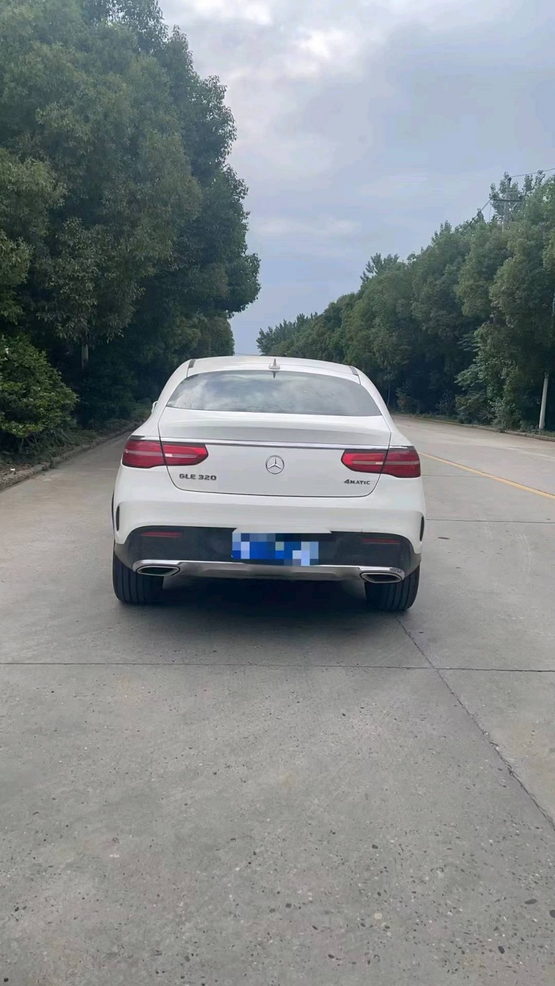 徐州17年奔驰GLE5