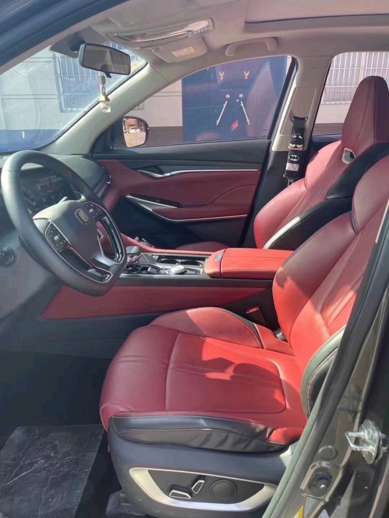 鹤壁21年长安汽车CS756