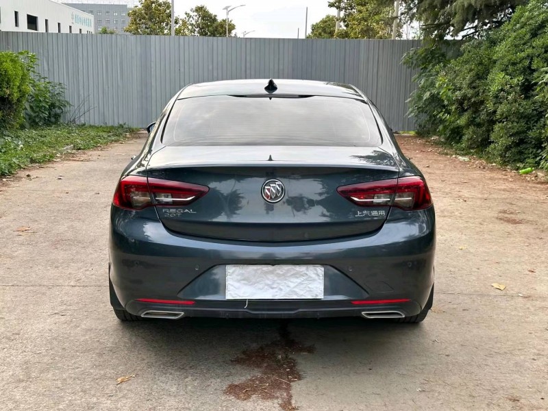 徐州20年别克君威8