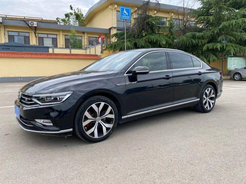 济宁21年大众迈腾2