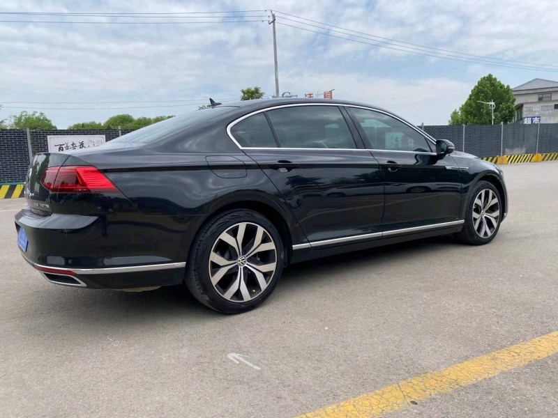 济宁21年大众迈腾8