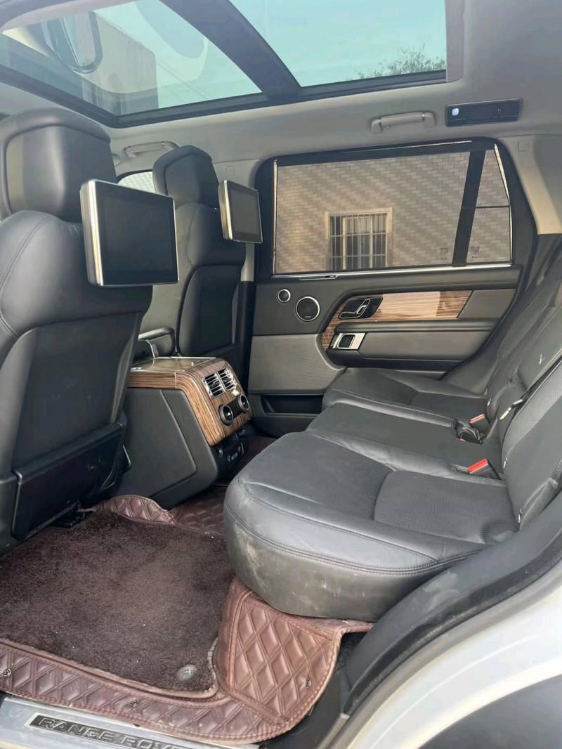 天津20年路虎揽胜5