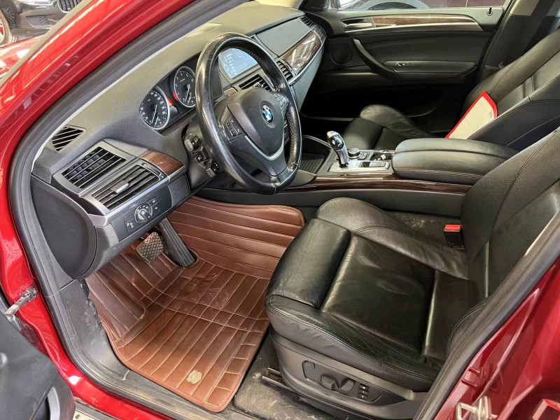 济宁12年宝马X65