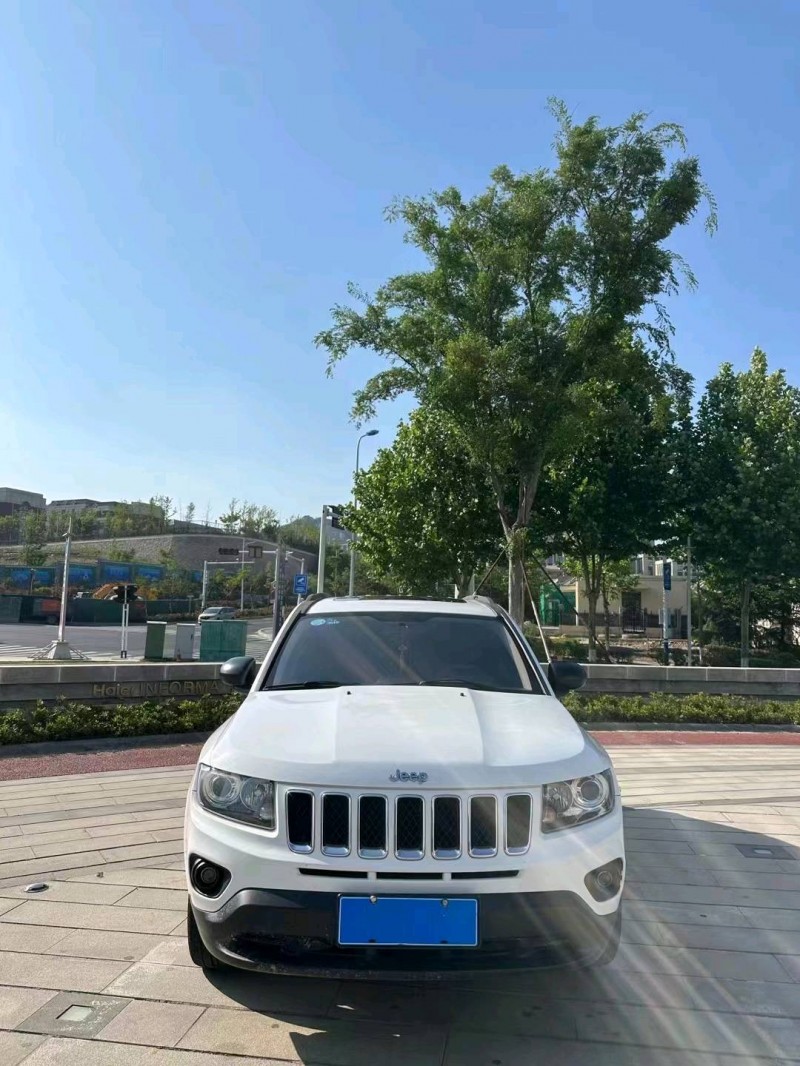 淄博13年Jeep指南者1