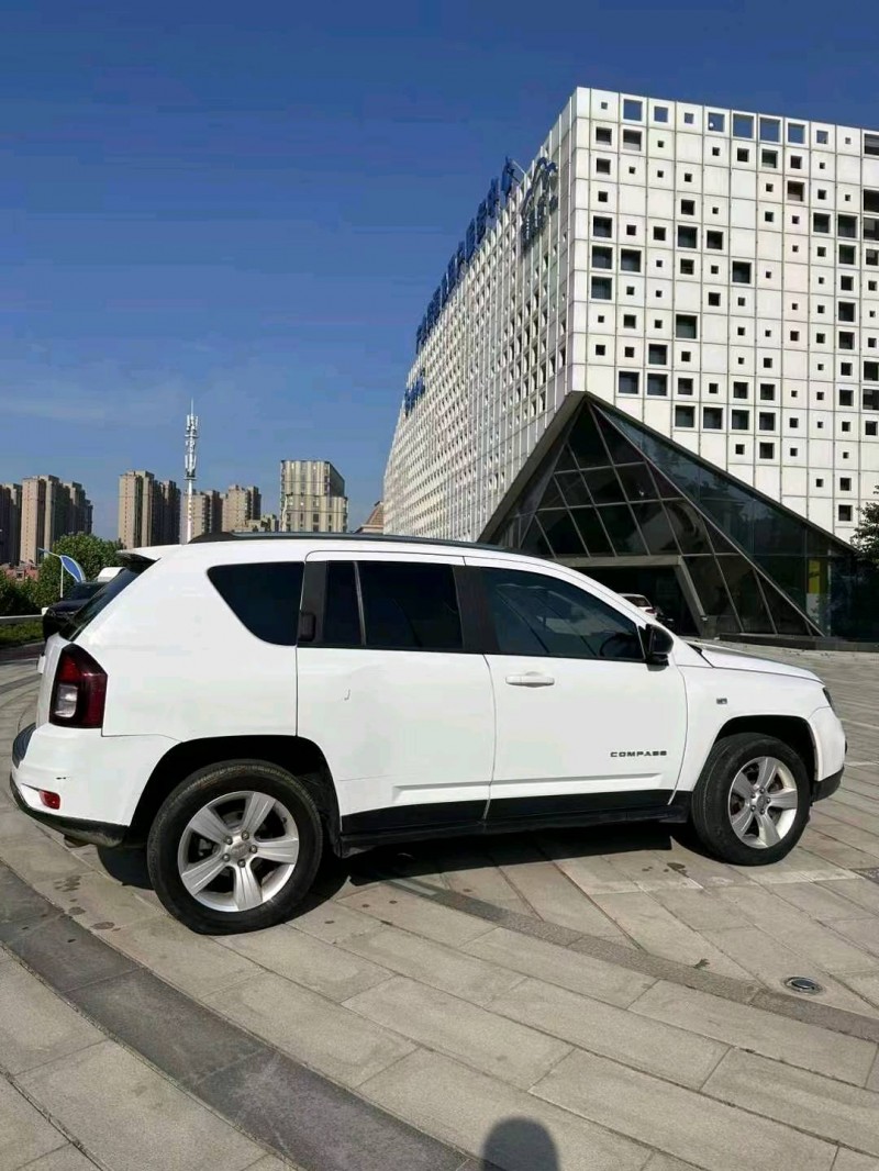 淄博13年Jeep指南者5