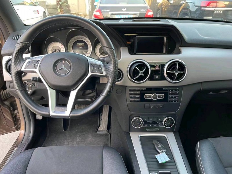 济南15年奔驰GLK8