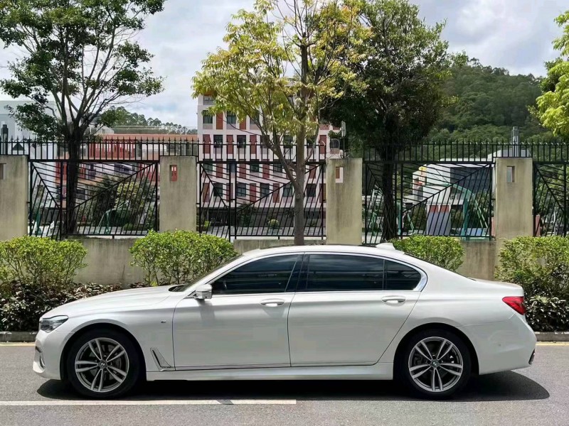 深圳18年宝马7系4