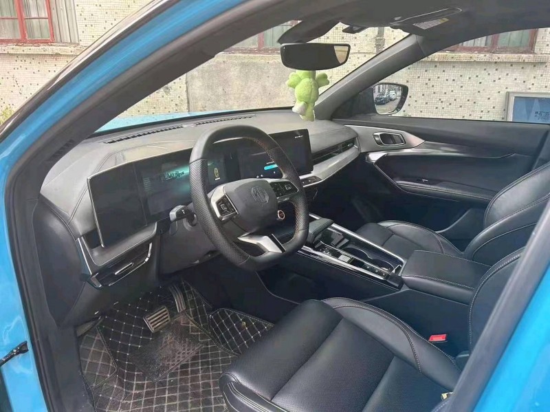 温州22年名爵ONE8