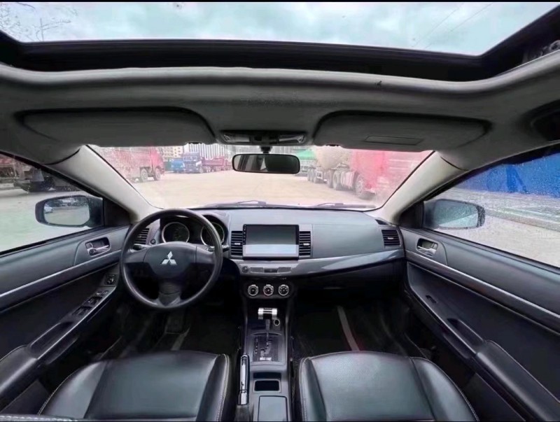 济南13年三菱翼神2