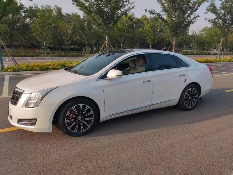 徐州15年凯迪拉克XTS2