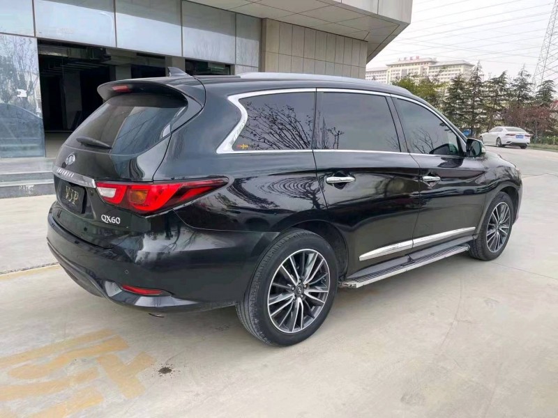 枣庄17年英菲尼迪QX508