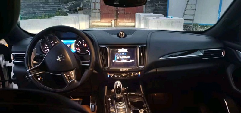 淄博17年玛莎拉蒂Levante5