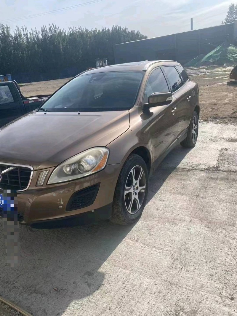 濟寧13年沃爾沃XC602