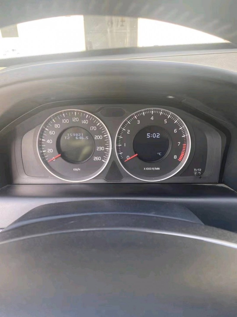 濟寧13年沃爾沃XC606