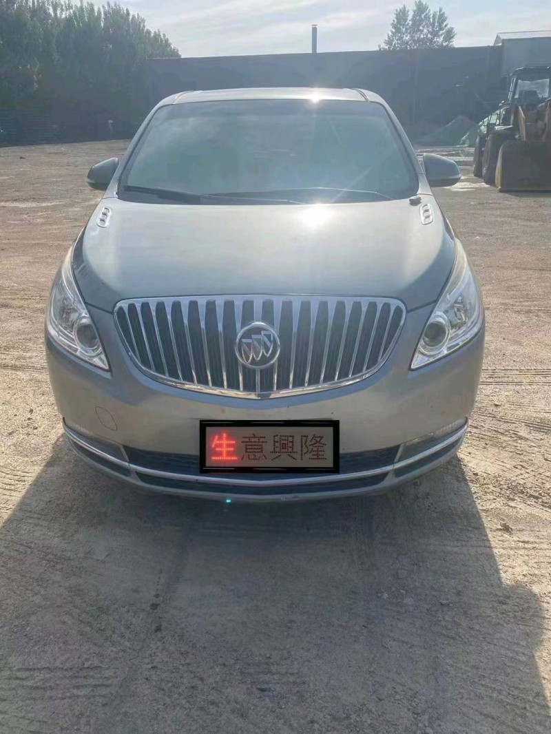 济宁13年别克GL81