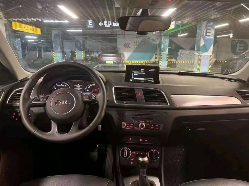 嘉兴19年奥迪Q37