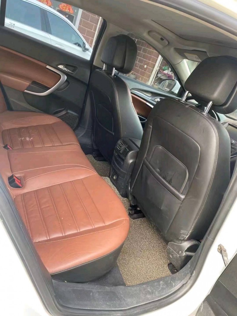 广州13年别克君威9