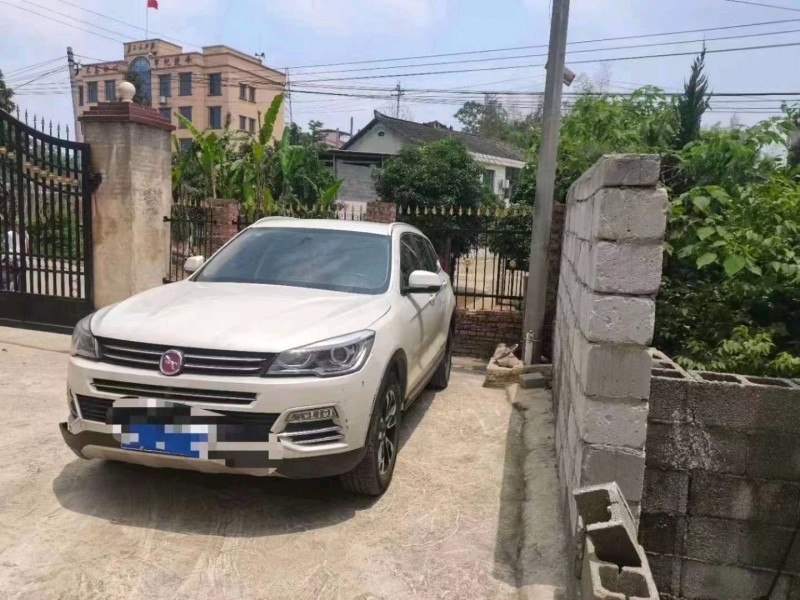 衡阳17年汉腾汽车X71