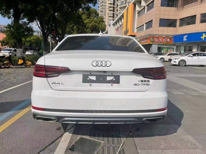 嘉兴19年奥迪A4L4