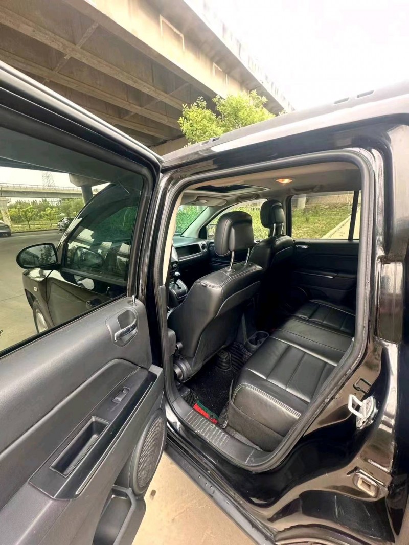 东营11年Jeep指南者4