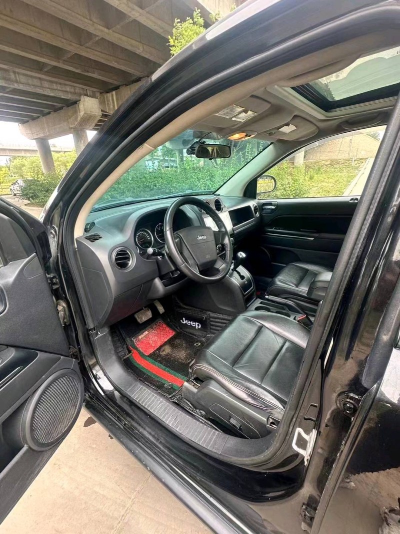 东营11年Jeep指南者9