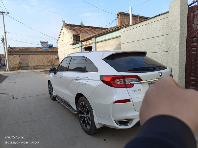 廊坊17年本田冠道5