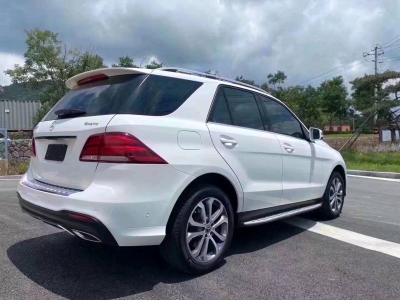 青岛17年奔驰GLE4