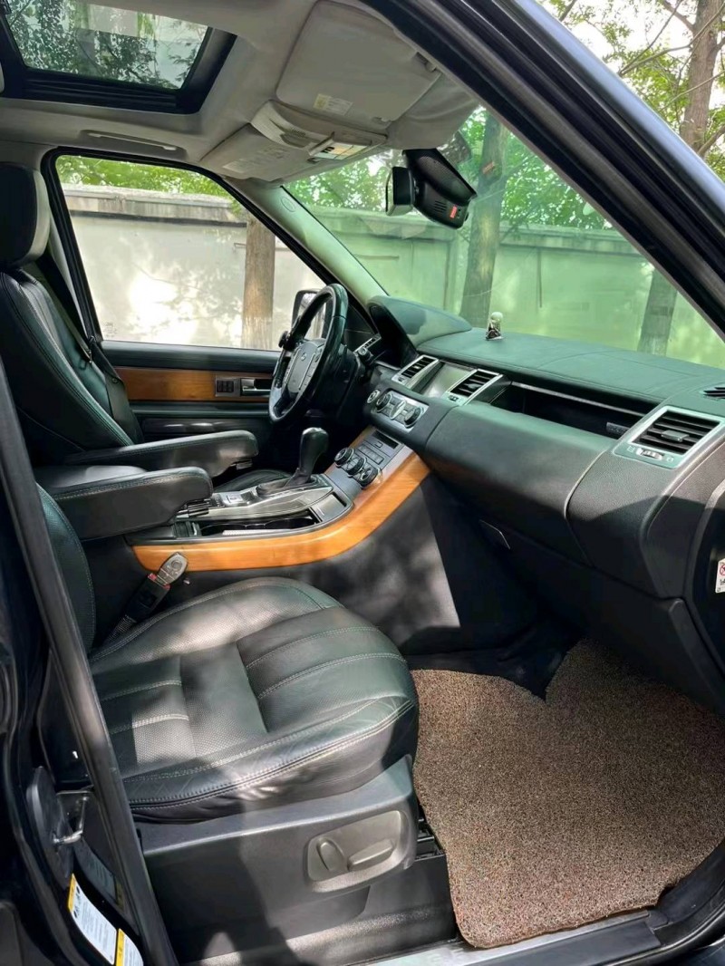 徐州12年路虎揽胜运动5