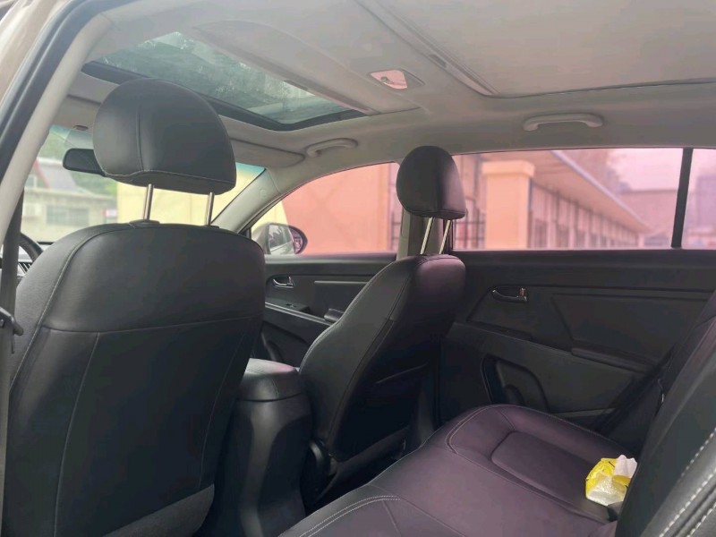 济宁14年起亚智跑4