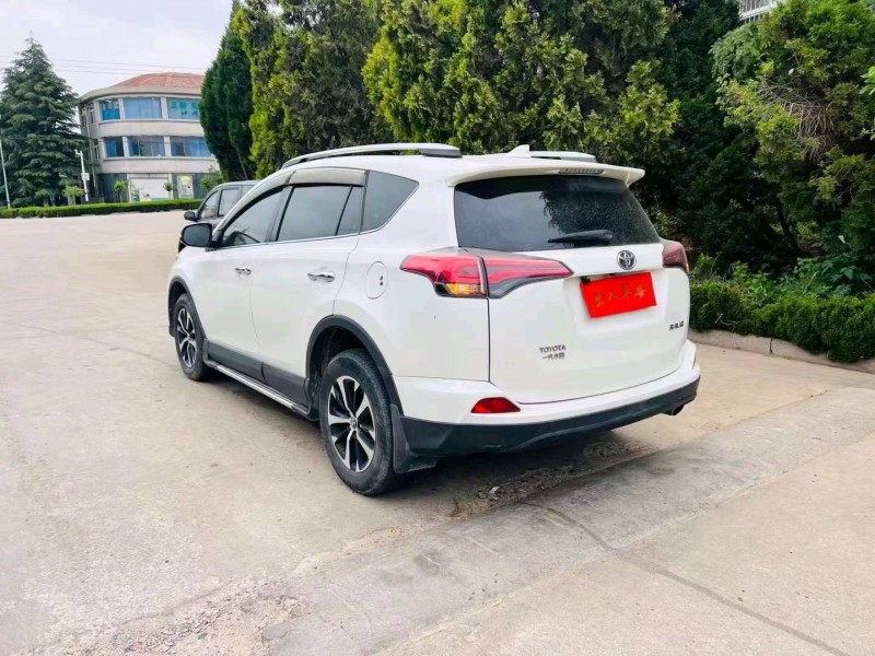 枣庄18年丰田RAV49