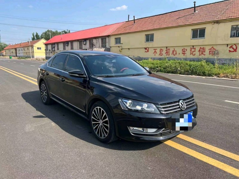青岛12年大众帕萨特3