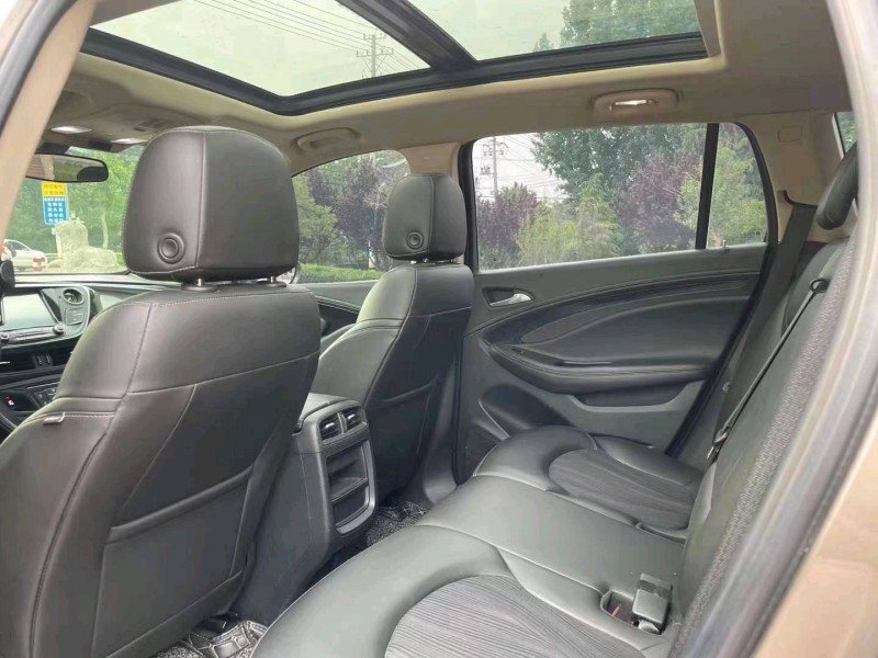 济南16年别克昂科威7