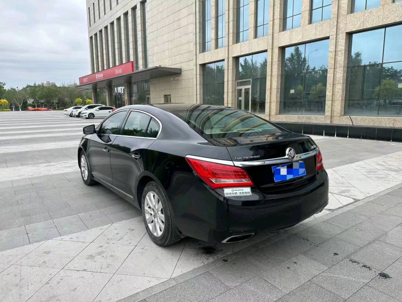 廊坊15年别克君越5