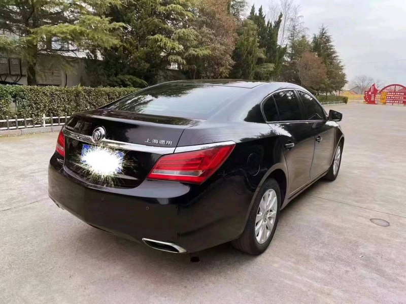 济南15年别克君越5