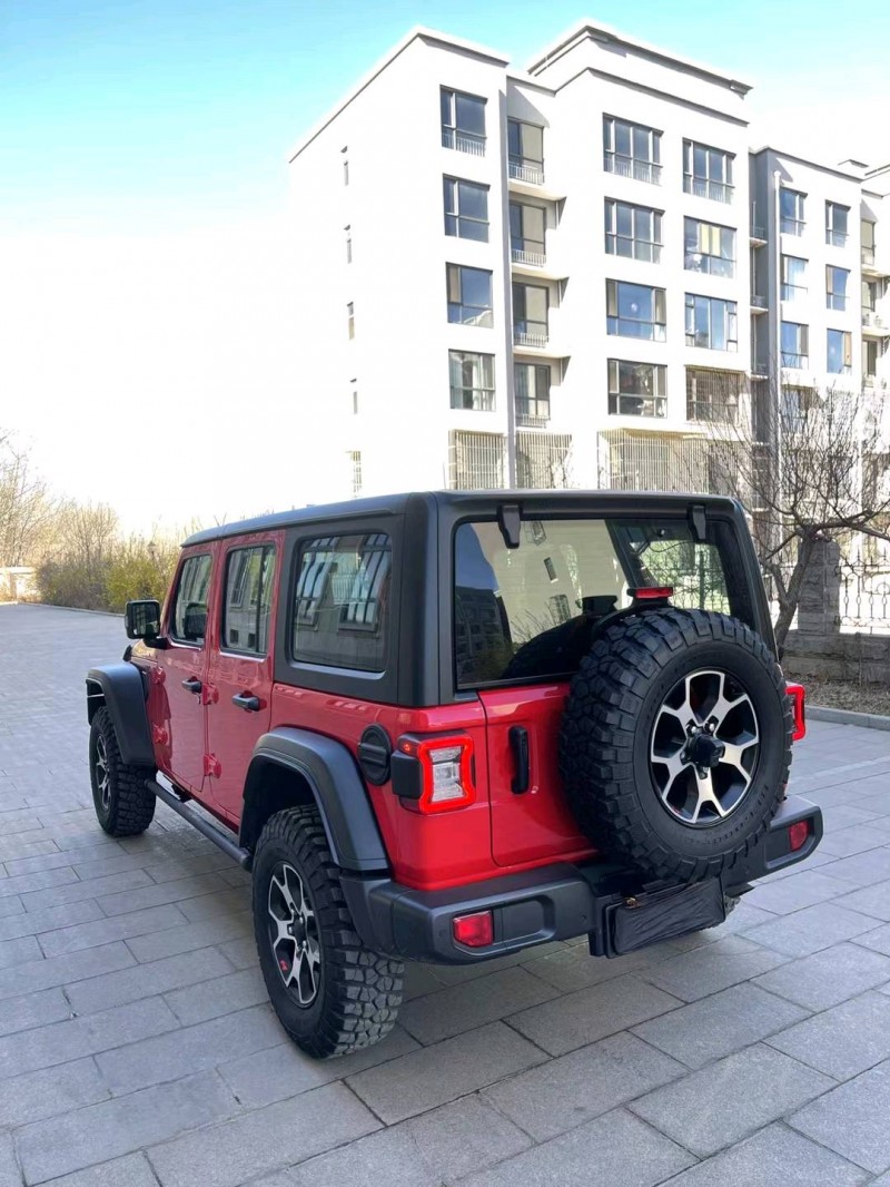 唐山22年Jeep牧马人8