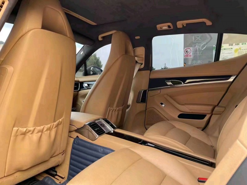 济南11年保时捷帕拉梅拉6