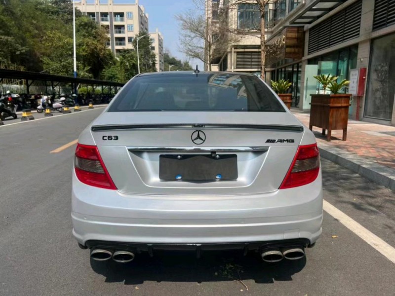 中山11年奔驰AMG5