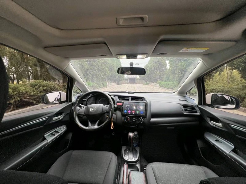 济宁17年本田飞度6