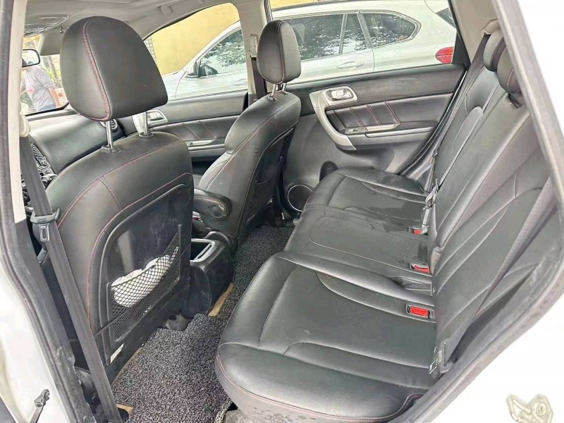 济宁16年哈弗H64