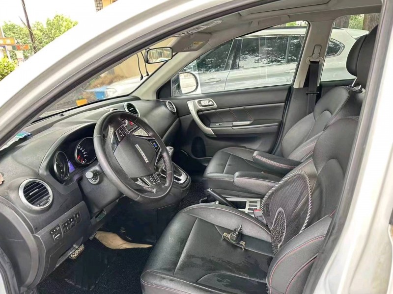 济宁16年哈弗H63