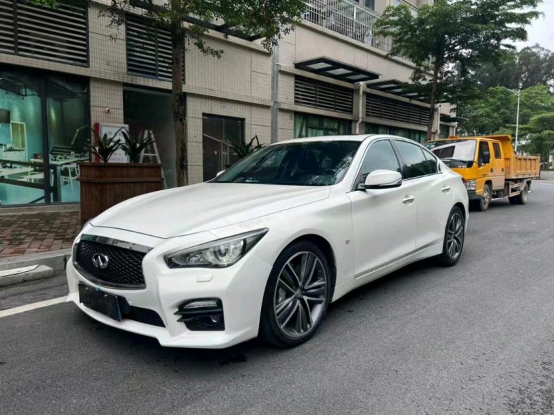 中山14年英菲尼迪Q50S2